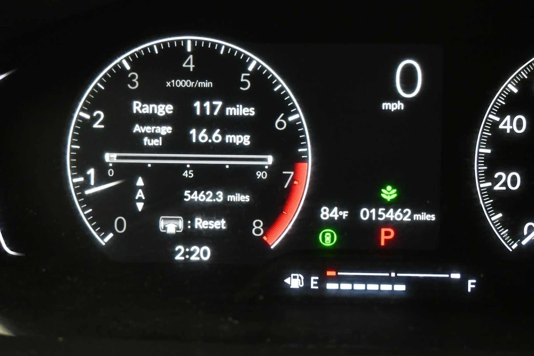2024 Honda Civic 11th Gen - Image 16 of 31