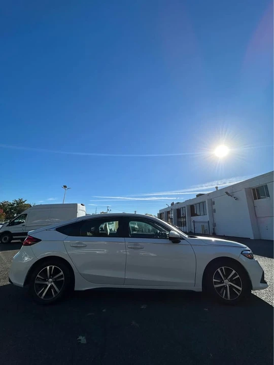 2024 Honda Civic 11th Gen - Image 3 of 9