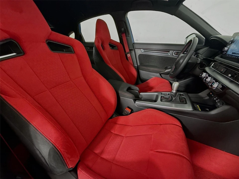 2024 Honda Civic 11th Gen - Image 17 of 21