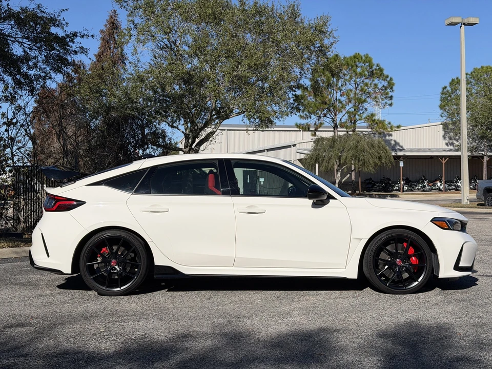 2024 Honda Civic 11th Gen - Image 6 of 21
