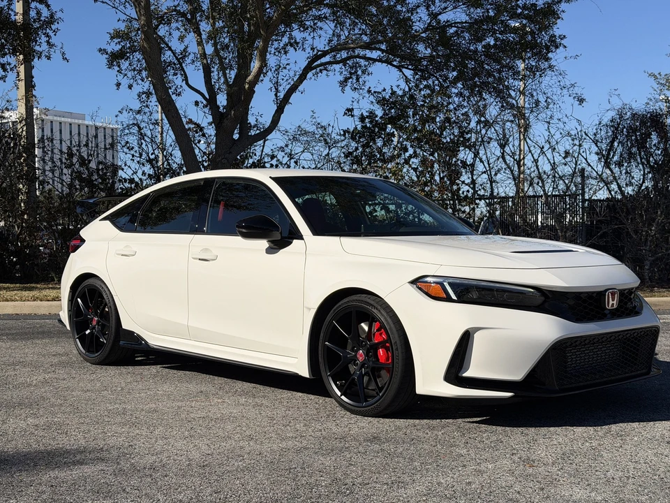 2024 Honda Civic 11th Gen - Image 7 of 21