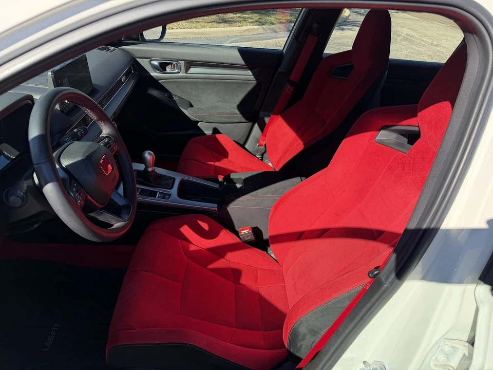 2024 Honda Civic 11th Gen - Image 16 of 21