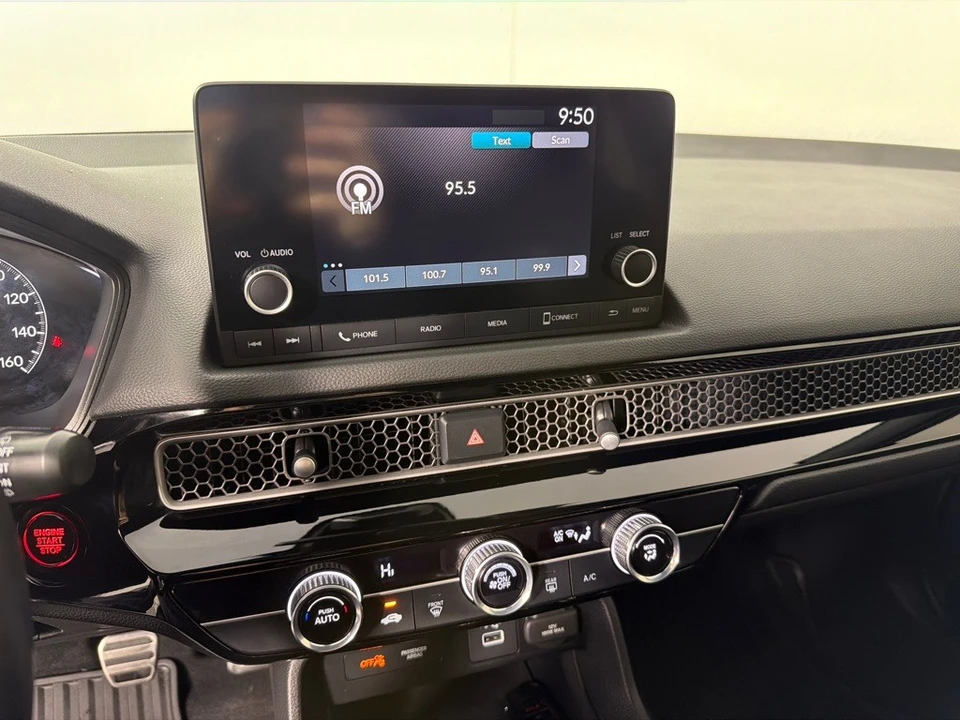 2024 Honda Civic 11th Gen - Image 17 of 21