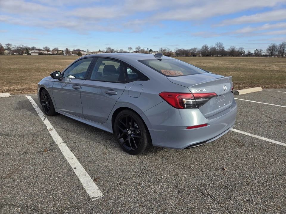 2024 Honda Civic 11th Gen - Image 9 of 21