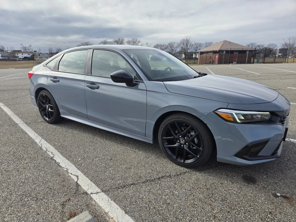 2024 Honda Civic 11th Gen - Image 8 of 21