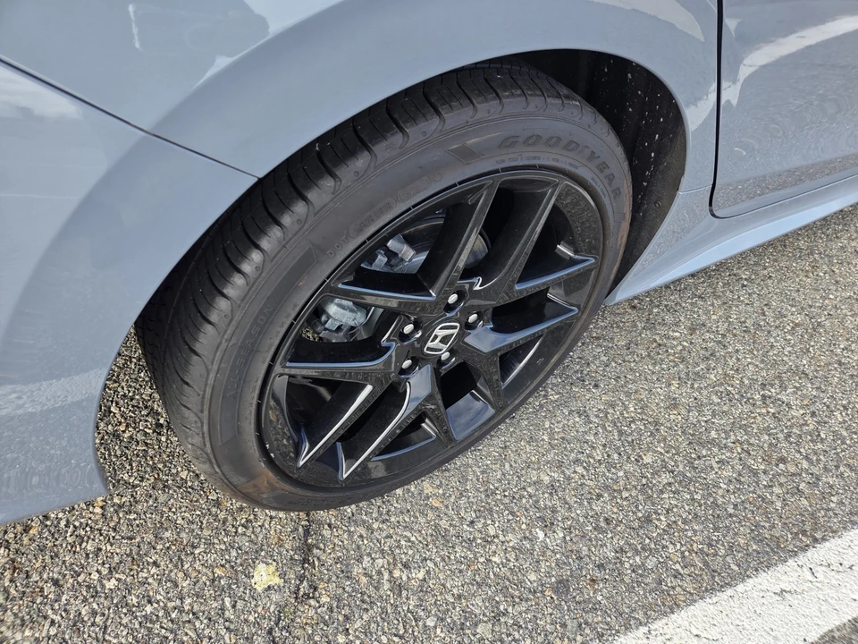 2024 Honda Civic 11th Gen - Image 17 of 21