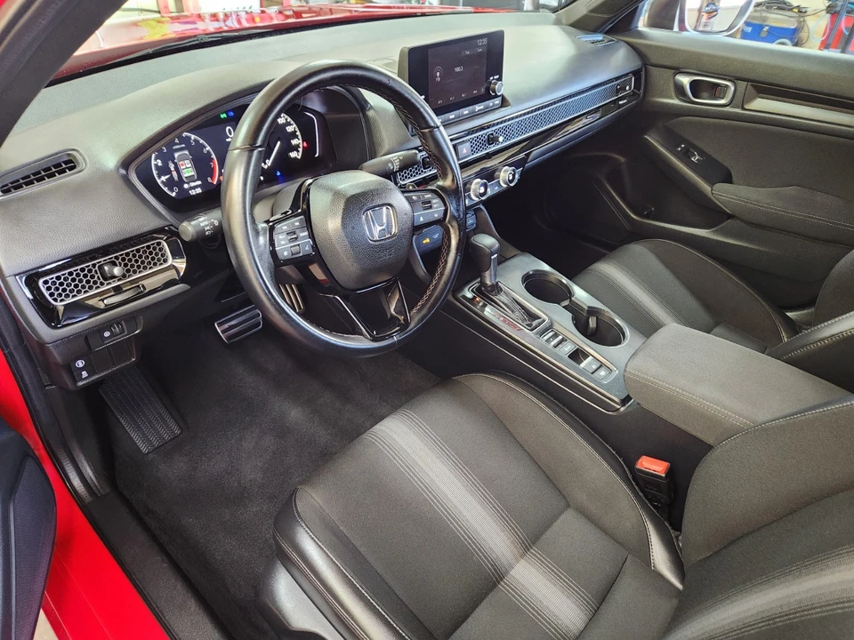 2024 Honda Civic 11th Gen - Image 16 of 30