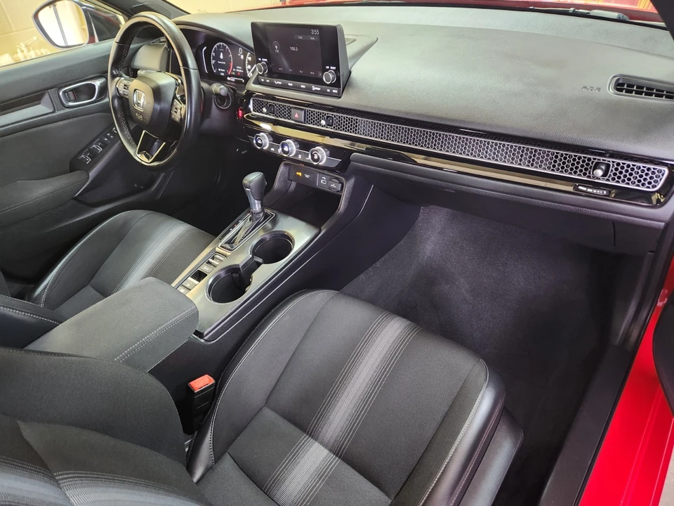 2024 Honda Civic 11th Gen - Image 20 of 30