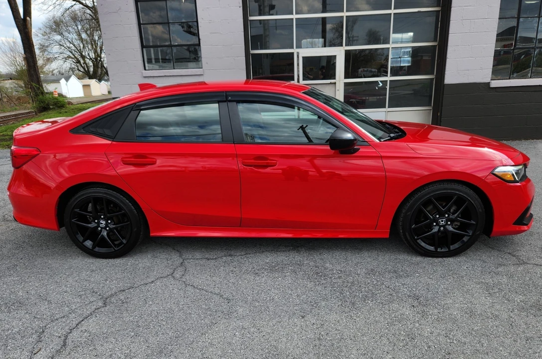 2024 Honda Civic 11th Gen - Image 7 of 30