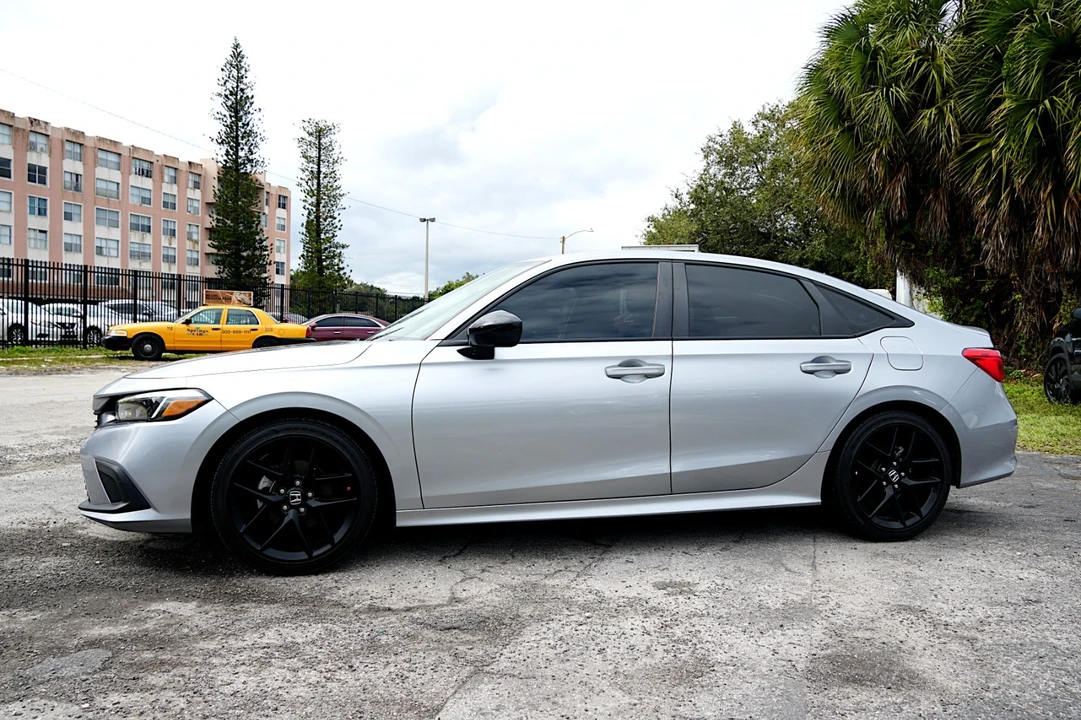 2024 Honda Civic 11th Gen - Image 5 of 28