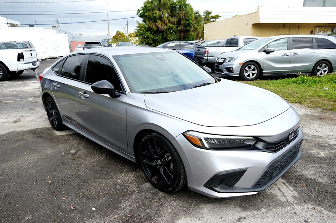 2024 Honda Civic 11th Gen - Image 12 of 28