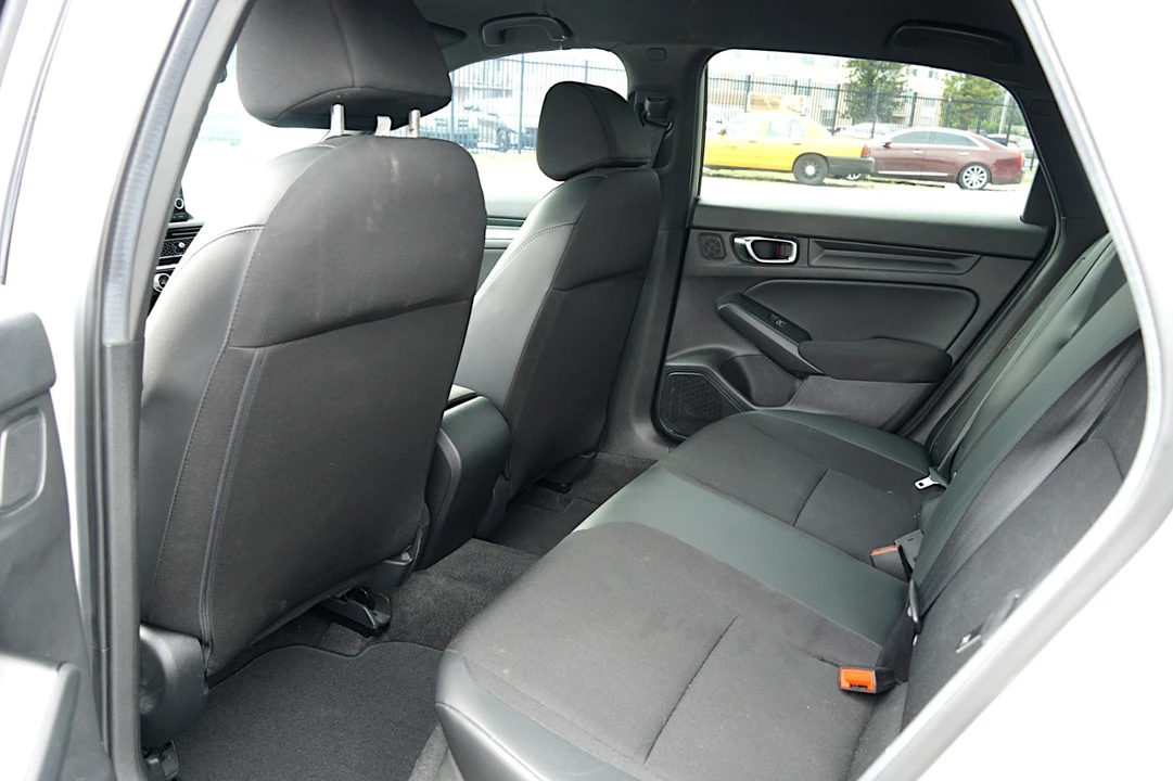 2024 Honda Civic 11th Gen - Image 20 of 28