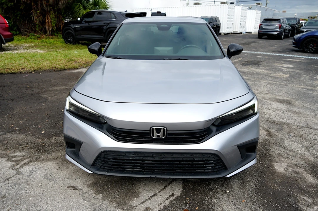 2024 Honda Civic 11th Gen - Image 13 of 28