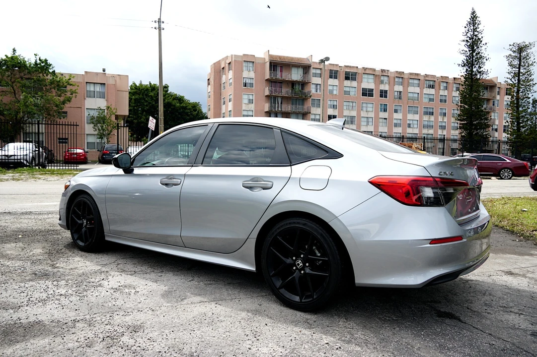 2024 Honda Civic 11th Gen - Image 6 of 28