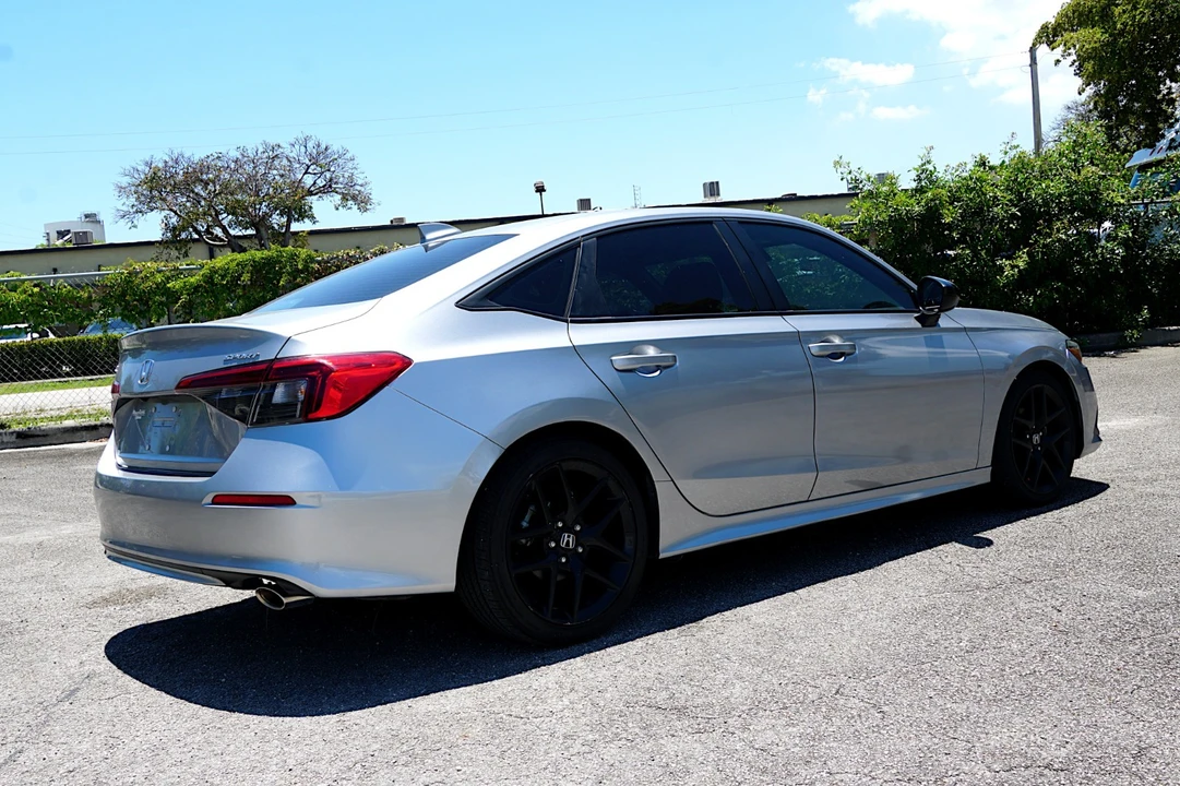 2024 Honda Civic 11th Gen - Image 8 of 26