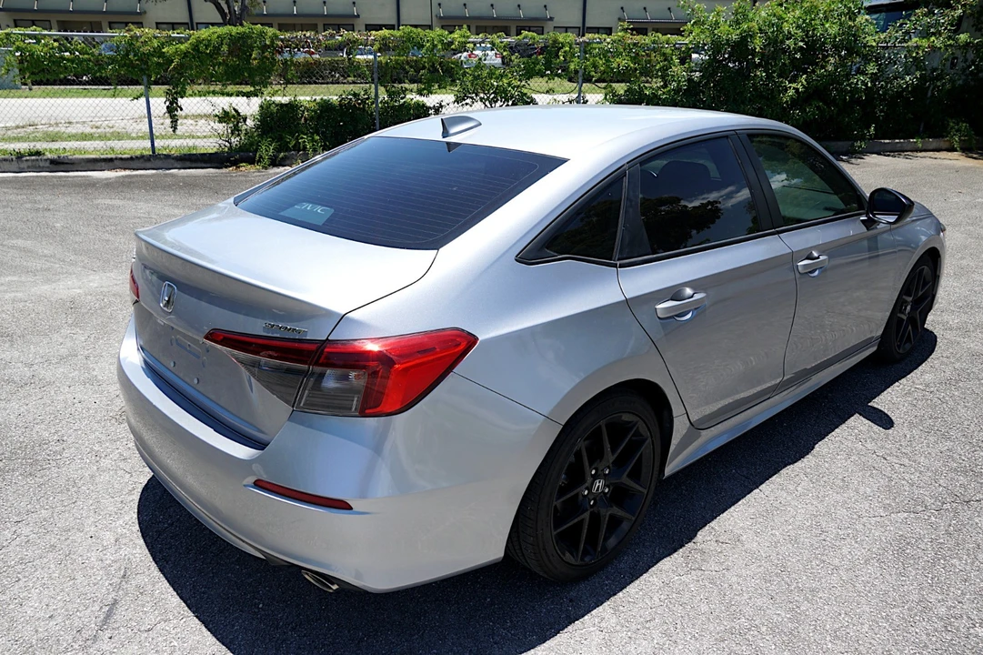 2024 Honda Civic 11th Gen - Image 14 of 27