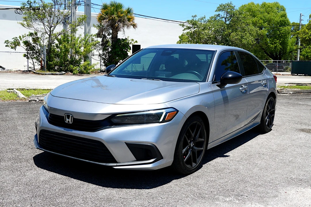 2024 Honda Civic 11th Gen - Image 15 of 27