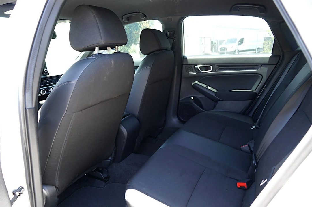2024 Honda Civic 11th Gen - Image 19 of 27