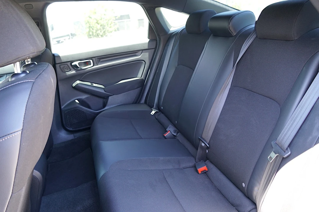 2024 Honda Civic 11th Gen - Image 20 of 27
