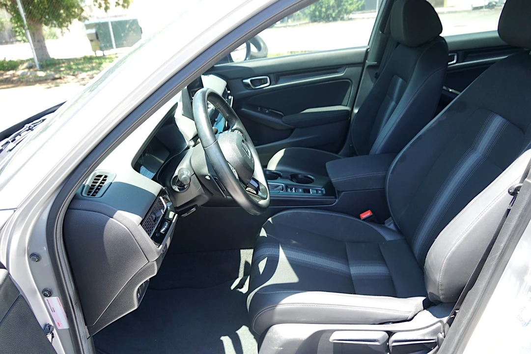 2024 Honda Civic 11th Gen - Image 17 of 27