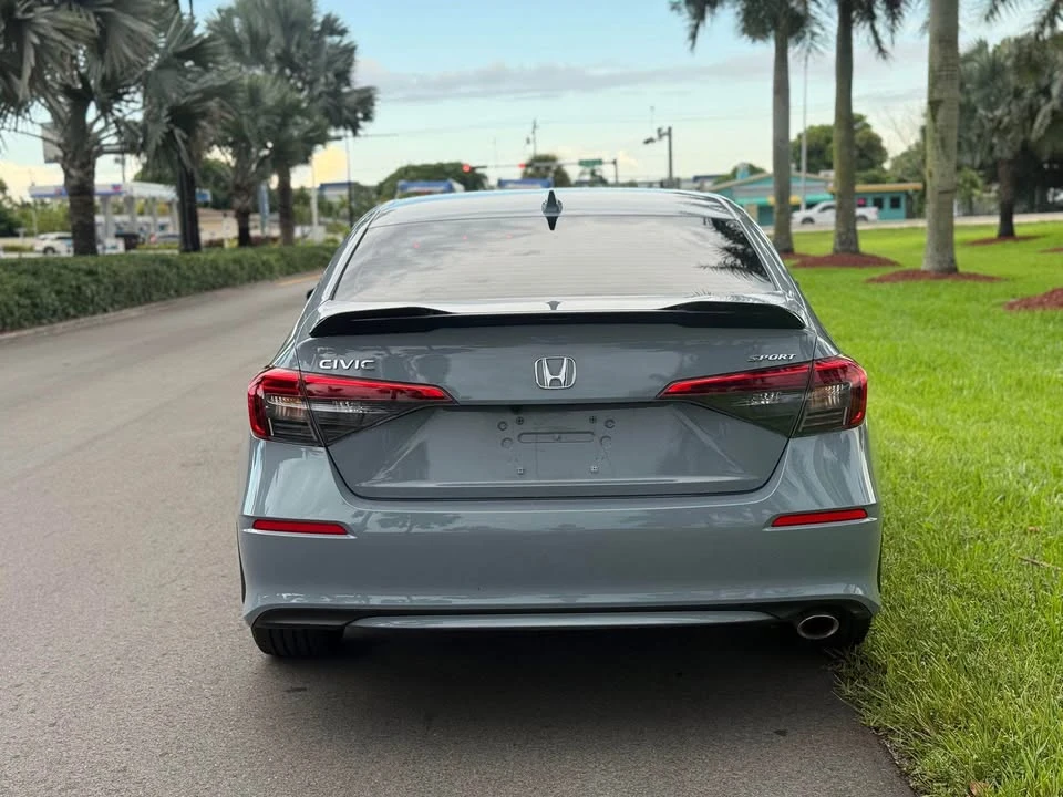 2024 Honda Civic 11th Gen - Image 2 of 8