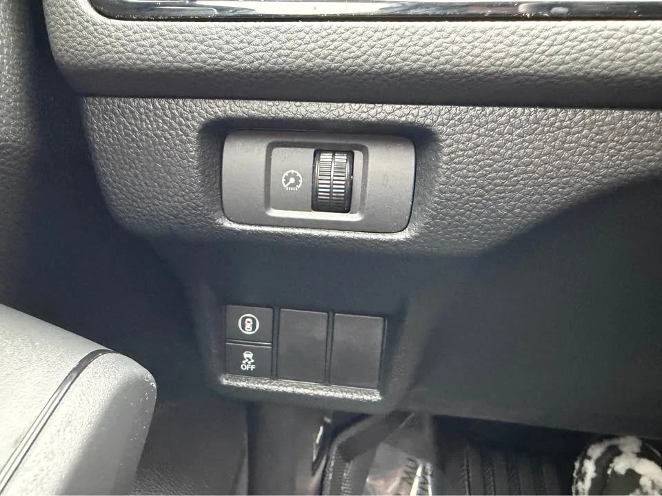 2024 Honda Civic 11th Gen - Image 8 of 20
