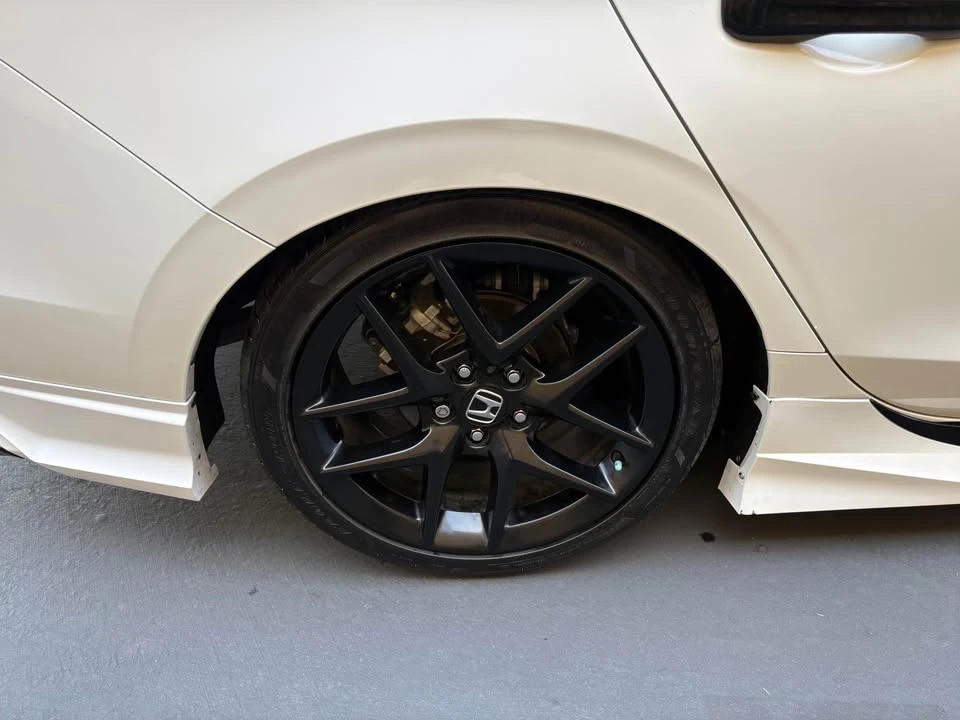 2024 Honda Civic 11th Gen - Image 9 of 20