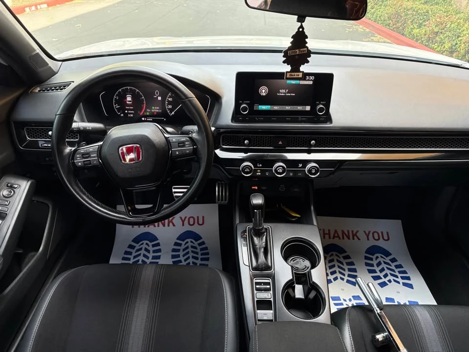 2024 Honda Civic 11th Gen - Image 18 of 20