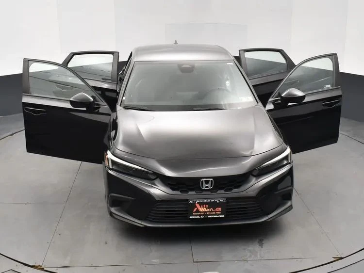 2024 Honda Civic 11th Gen - Image 10 of 12