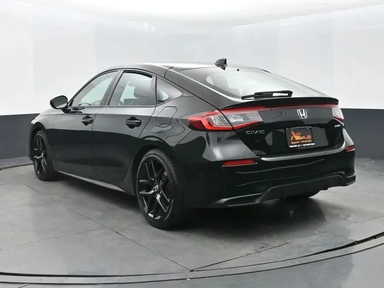 2024 Honda Civic 11th Gen - Image 9 of 12