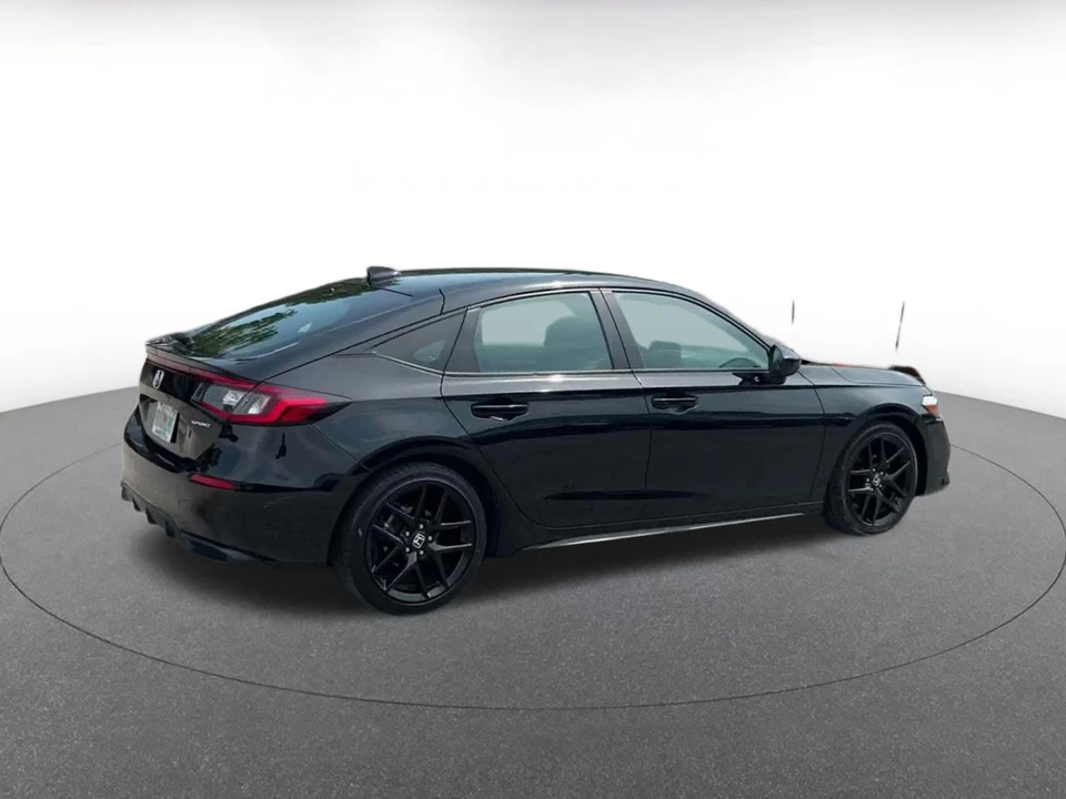 2024 Honda Civic 11th Gen - Image 16 of 31