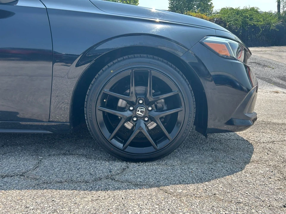 2024 Honda Civic 11th Gen - Image 26 of 31