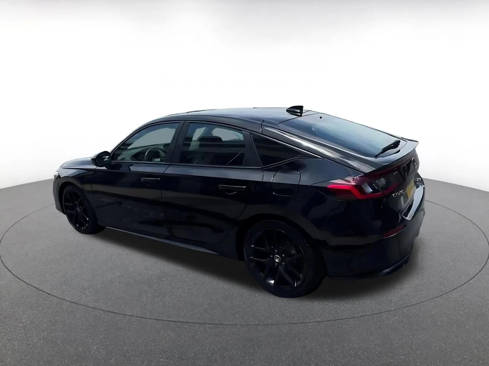2024 Honda Civic 11th Gen - Image 12 of 31