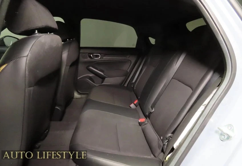2024 Honda Civic 11th Gen - Image 28 of 31