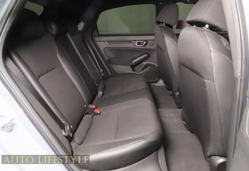 2024 Honda Civic 11th Gen - Image 27 of 31