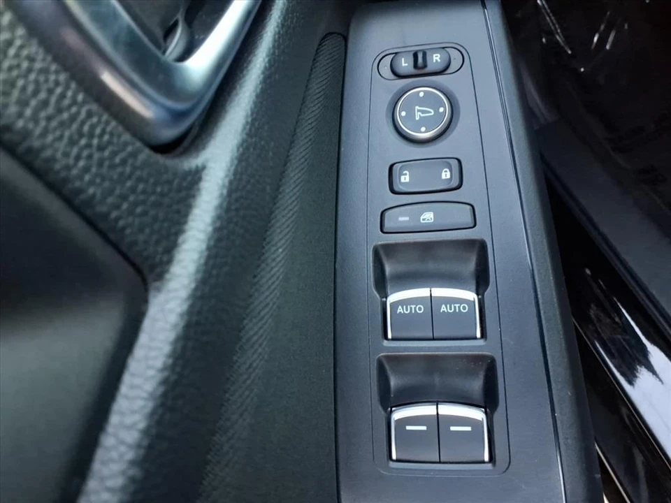 2024 Honda Civic 11th Gen - Image 16 of 21