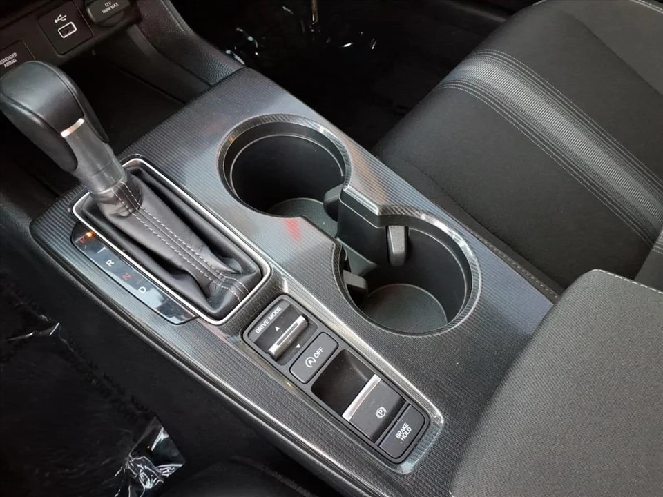 2024 Honda Civic 11th Gen - Image 14 of 21