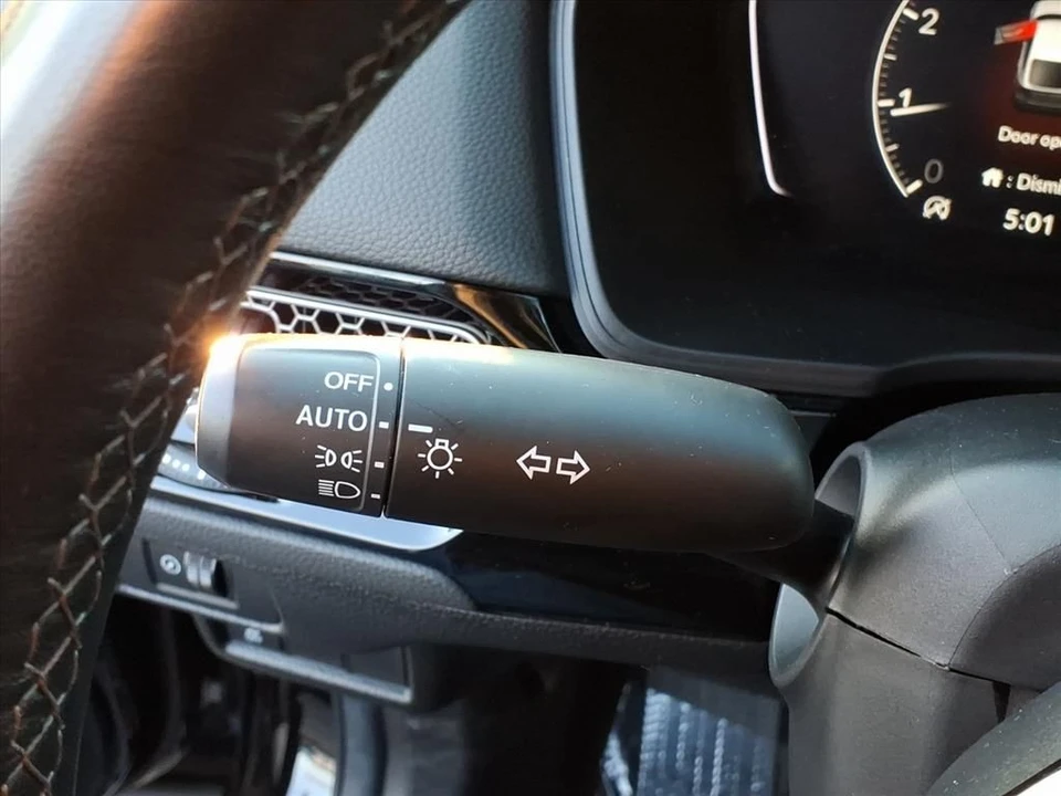2024 Honda Civic 11th Gen - Image 19 of 21