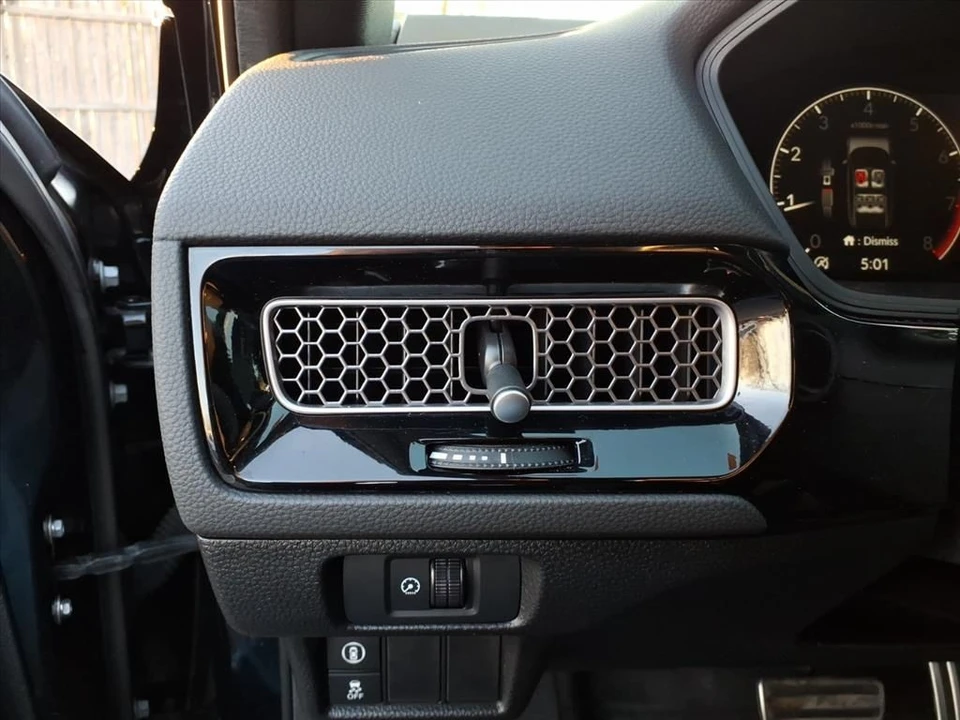 2024 Honda Civic 11th Gen - Image 17 of 21