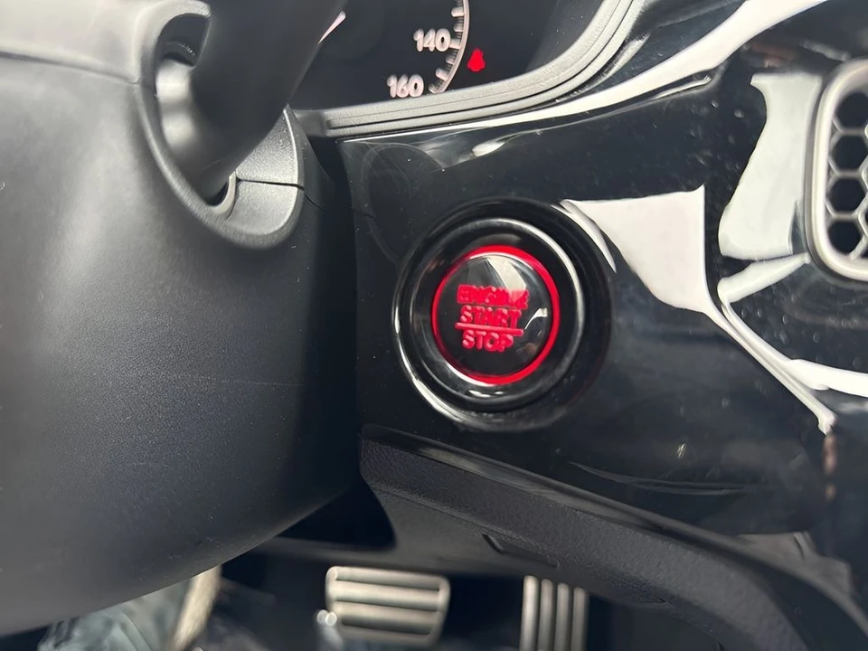2024 Honda Civic 11th Gen - Image 19 of 31