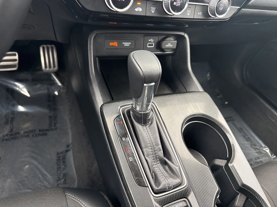 2024 Honda Civic 11th Gen - Image 15 of 31