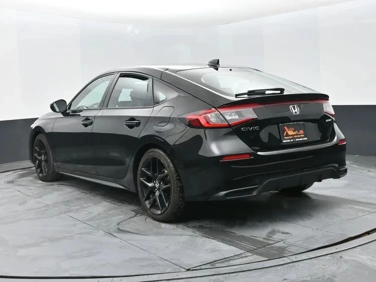 2024 Honda Civic 11th Gen - Image 9 of 12
