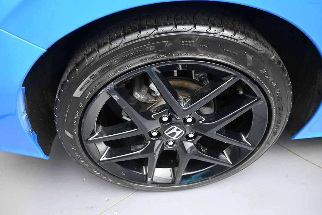 2024 Honda Civic 11th Gen - Image 11 of 31