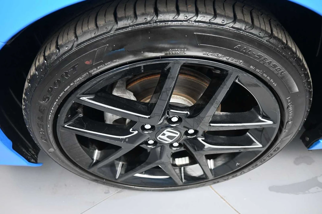 2024 Honda Civic 11th Gen - Image 13 of 31