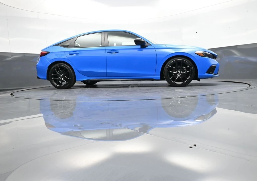2024 Honda Civic 11th Gen - Image 27 of 31
