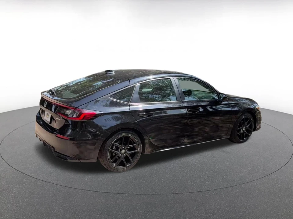 2024 Honda Civic 11th Gen - Image 14 of 31