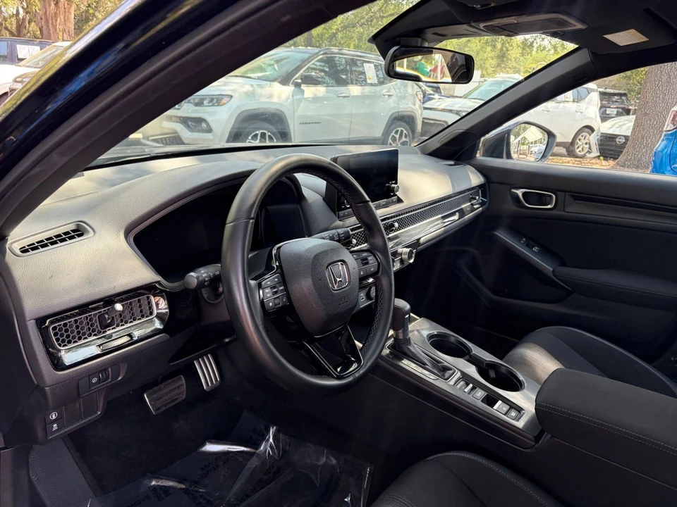 2024 Honda Civic 11th Gen - Image 30 of 31