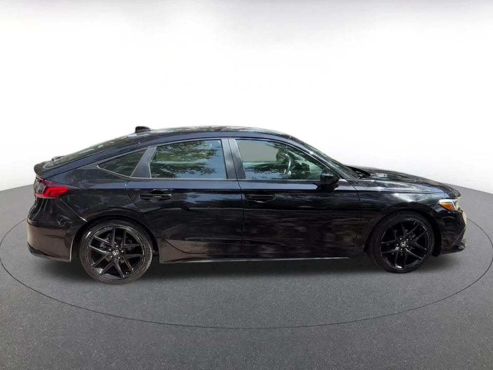 2024 Honda Civic 11th Gen - Image 15 of 31