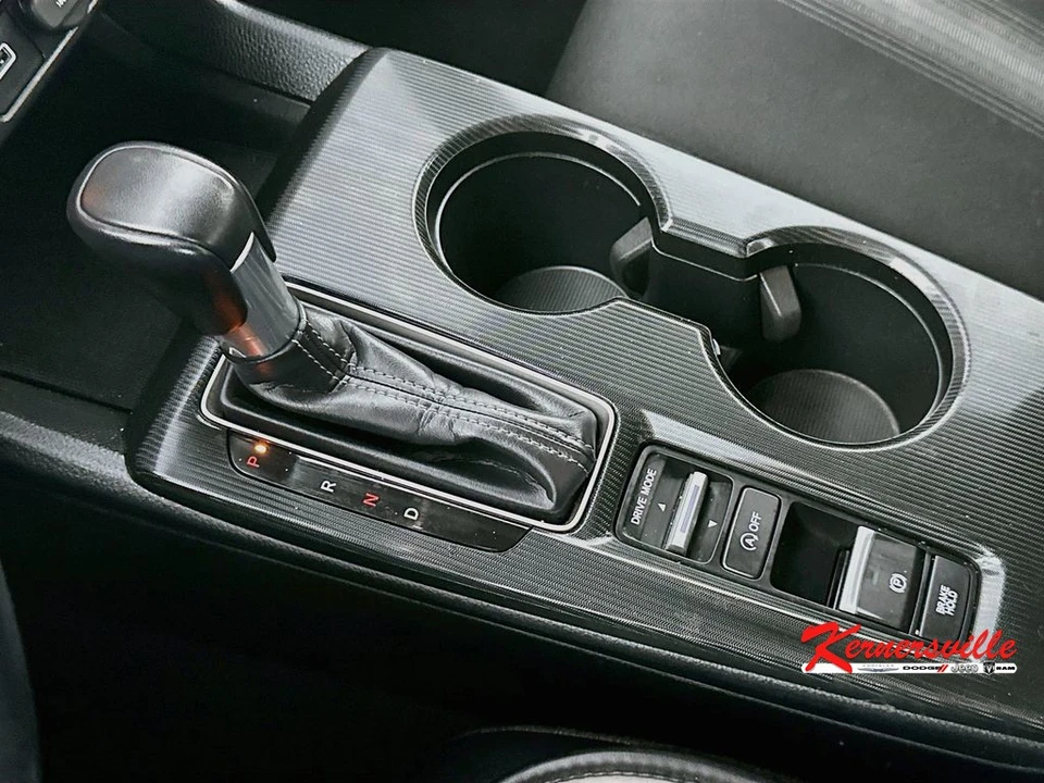 2024 Honda Civic 11th Gen - Image 16 of 24