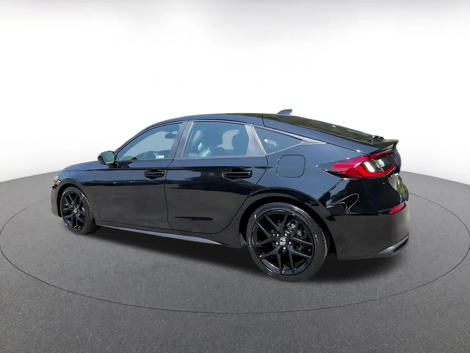 2024 Honda Civic 11th Gen - Image 8 of 31